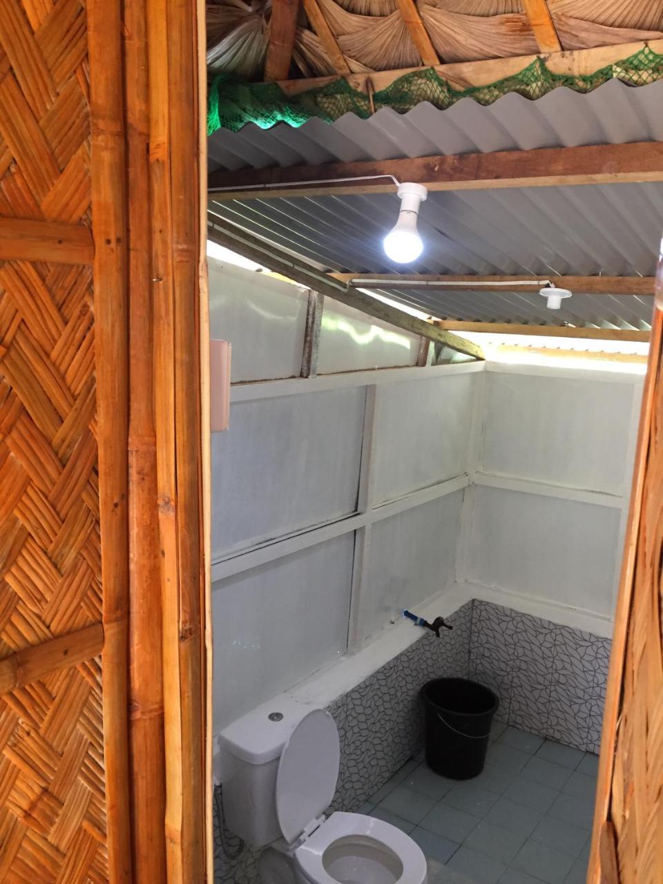Sealovers' Place Masasa Beach Batangas Екстериор снимка